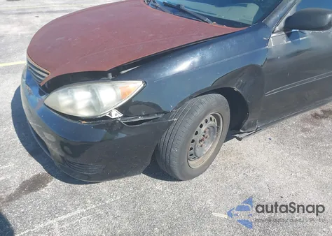 2006 Toyota Camry Std z USA, uszkodzony, nr VIN JTDBE32K663050984